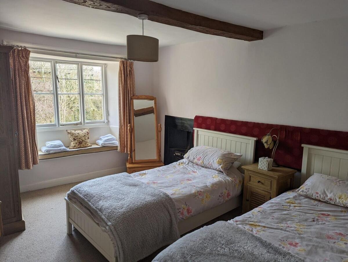 Bartholomew Arms Bed & Breakfast Maidford Exterior photo